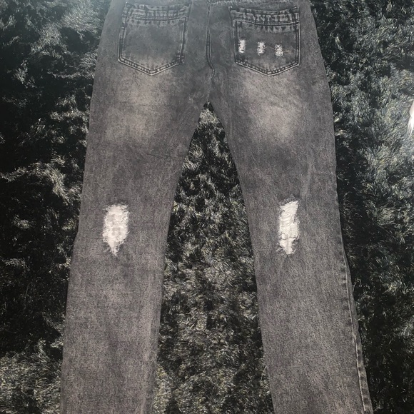 Jeans - Picture 3 of 5